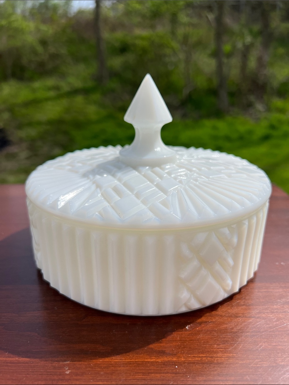 Vintage Westmoreland Milk Glass English Hobnail Covered Trinket Dish Round Box